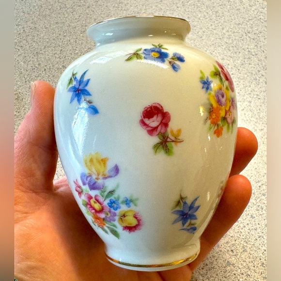 Vintage Jaeger & Co. PMR Vase porcelain 4”x2.5” Flower pattern. Germany 1940s - Picture 2 of 7